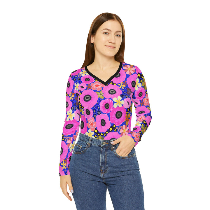 Vibrant Pink Spring Pattern - Women's Long Sleeve V-neck Shirt (AOP)