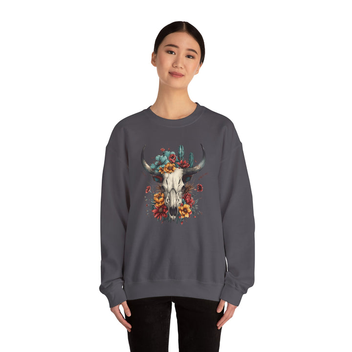 Bright And Flowery Skull - Unisex Heavy Blend™ Crewneck Sweatshirt
